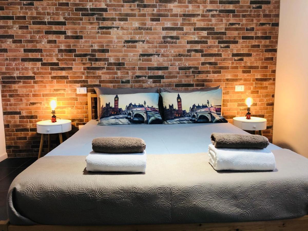 Blaxej, Nel Cuore Di Verona, Moderno Ed Elegante, 4 Posti Letto, Wi-Fi, Self Check In Lägenhet Exteriör bild
