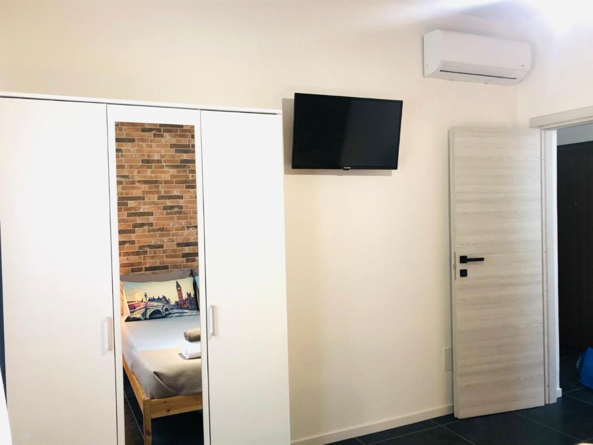 Blaxej, Nel Cuore Di Verona, Moderno Ed Elegante, 4 Posti Letto, Wi-Fi, Self Check In Lägenhet Exteriör bild