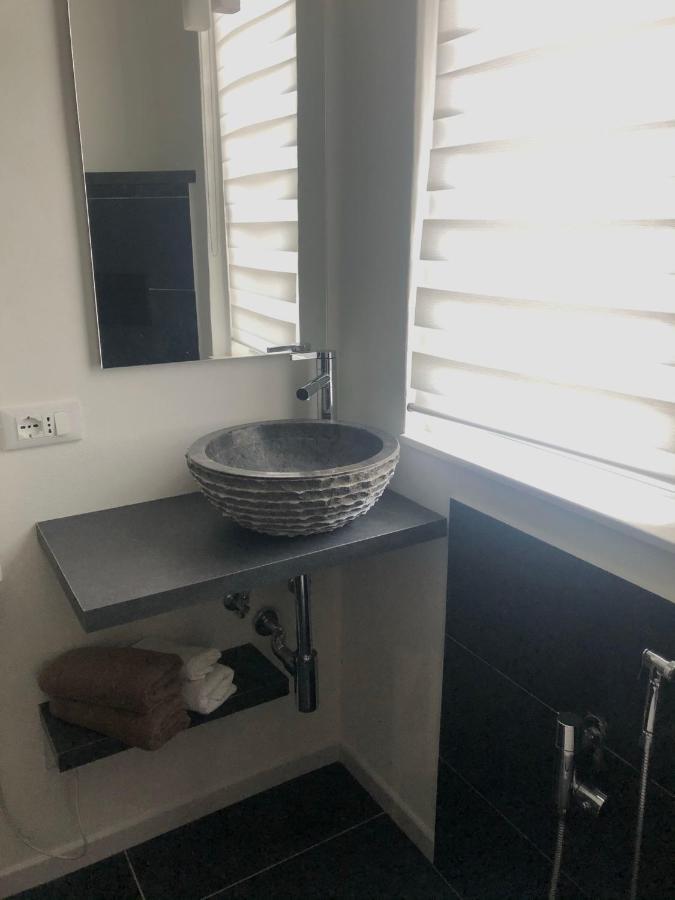 Blaxej, Nel Cuore Di Verona, Moderno Ed Elegante, 4 Posti Letto, Wi-Fi, Self Check In Lägenhet Exteriör bild