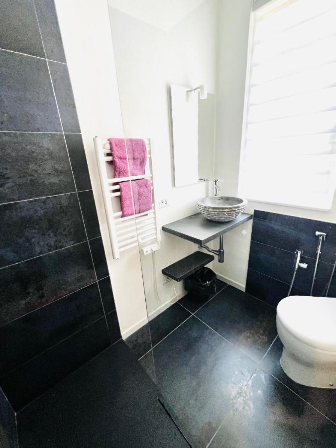 Blaxej, Nel Cuore Di Verona, Moderno Ed Elegante, 4 Posti Letto, Wi-Fi, Self Check In Lägenhet Exteriör bild