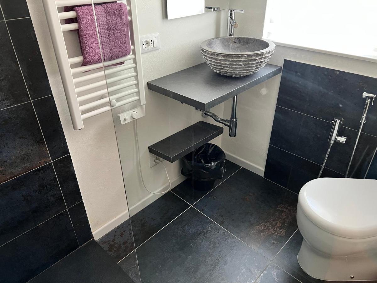 Blaxej, Nel Cuore Di Verona, Moderno Ed Elegante, 4 Posti Letto, Wi-Fi, Self Check In Lägenhet Exteriör bild