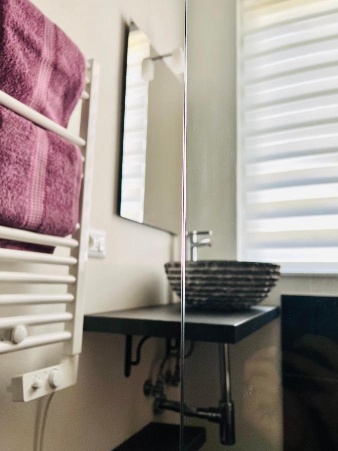 Blaxej, Nel Cuore Di Verona, Moderno Ed Elegante, 4 Posti Letto, Wi-Fi, Self Check In Lägenhet Exteriör bild